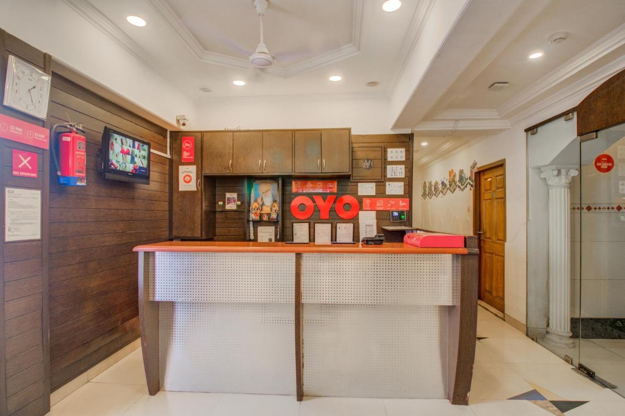 Oyo Flagship 572 Santacruz West Hotel Mumbai Exterior foto